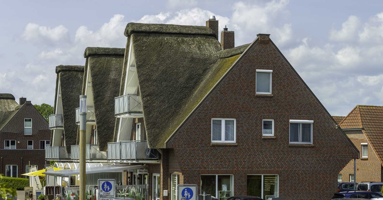 Ferienwohnung an der Nordsee: Reetdachhaus Burhave